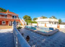 Resale - Villa / Semi detached - Los Balcones Los Altos