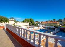 Resale - Villa / Semi detached - Los Balcones Los Altos