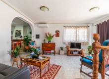 Resale - Villa / Semi detached - Los Balcones Los Altos
