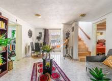 Resale - Villa / Semi detached - Los Balcones Los Altos