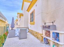 Resale - Villa / Semi detached - Los Montesinos - La Herrada