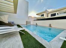 Resale - Villa / Semi detached - Montesinos - Los Montesinos