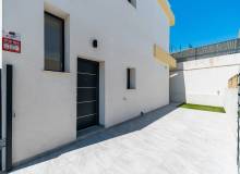 Resale - Villa / Semi detached - Montesinos - Los Montesinos