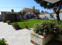 Resale - Villa / Semi detached - Orihuela Costa - Cabo Roig 