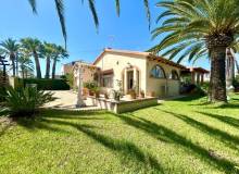 Resale - Villa / Semi detached - Orihuela Costa - Cabo Roig