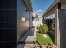 Resale - Villa / Semi detached - Orihuela Costa - Cabo Roig 