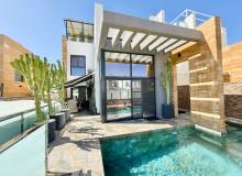 Resale - Villa / Semi detached - Orihuela Costa - Cabo Roig 