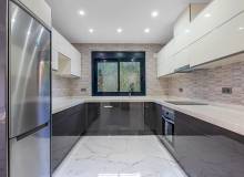 Resale - Villa / Semi detached - Orihuela Costa - Campoamor