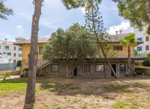 Resale - Villa / Semi detached - Orihuela Costa - Las Filipinas