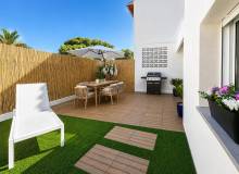 Resale - Villa / Semi detached - Orihuela Costa - Punta Prima