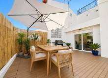 Resale - Villa / Semi detached - Orihuela Costa - Punta Prima