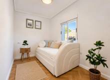 Resale - Villa / Semi detached - Orihuela Costa - Punta Prima