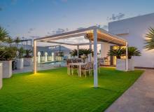 Resale - Villa / Semi detached - Orihuela Costa - Villamartín