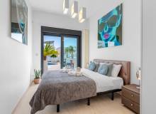 Resale - Villa / Semi detached - Orihuela Costa - Villamartín