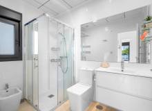 Resale - Villa / Semi detached - Orihuela Costa - Villamartín