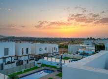 Resale - Villa / Semi detached - Orihuela Costa - Villamartín