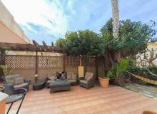 Resale - Villa / Semi detached - Orihuela Costa