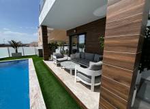 Resale - Villa / Semi detached - Orihuela - Entre Naranjos Vistabella Golf
