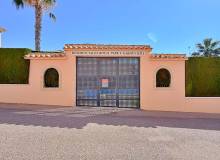 Resale - Villa / Semi detached - Orihuela - Orihuela Costa