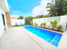 Resale - Villa / Semi detached - Pilar de la Horadada