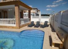 Resale - Villa / Semi detached - Pilar de la Horadada