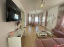 Resale - Villa / Semi detached - Play Flamenca