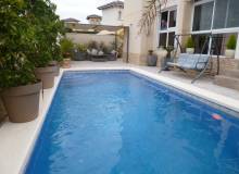 Resale - Villa / Semi detached - Play Flamenca