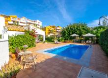 Resale - Villa / Semi detached - Punta Prima