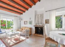 Resale - Villa / Semi detached - Punta Prima