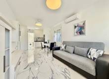 Resale - Villa / Semi detached - Torrevieja - El chaparral