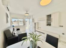 Resale - Villa / Semi detached - Torrevieja - El chaparral