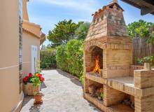 Resale - Villa / Semi detached - Torrevieja - La Mata