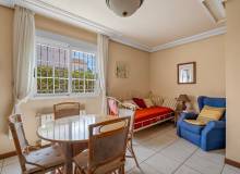 Resale - Villa / Semi detached - Torrevieja - La Mata