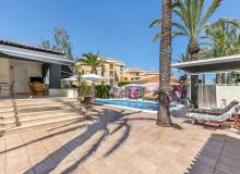 Resale - Villa / Semi detached - Torrevieja - Rocio del Mar