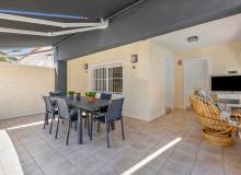 Resale - Villa / Semi detached - Torrevieja - Rocio del Mar