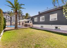 Resale - Villa / Semi detached - Torrevieja - Rocio del Mar