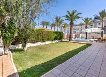 Resale - Villa / Semi detached - Torrevieja - Rocio del Mar
