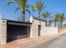 Resale - Villa / Semi detached - Torrevieja - Rocio del Mar