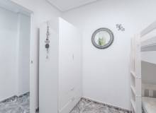 Resale - Villa / Semi detached - Torrevieja - Torrevieja Centro