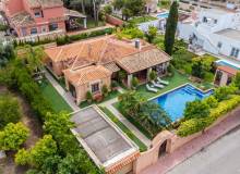 Resale - Villa / Semi detached - Torrevieja