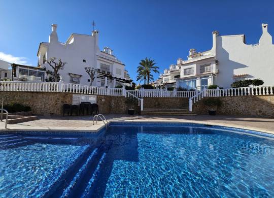 Townhouse - Resale - La Mata - La Mata