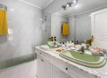 Venta - Apartment / flat - Torrevieja - Centro - Muelle Pesquero