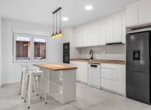 Venta - Apartment / flat - Torrevieja - Playa del Acequion