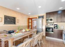 Venta - Villa / Semi adosado - Alfas del Pí