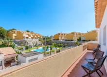 Venta - Villa / Semi adosado - Alfas del Pí