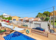 Venta - Villa / Semi adosado - Alfas del Pí