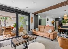 Venta - Villa / Semi adosado - Benijofar