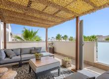 Venta - Villa / Semi adosado - Benijofar