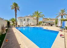 Venta - Villa / Semi adosado - Ciudad Quesada/Rojales - Centro de la Ciudad Quesada