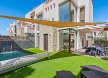 Venta - Villa / Semi adosado - Ciudad Quesada